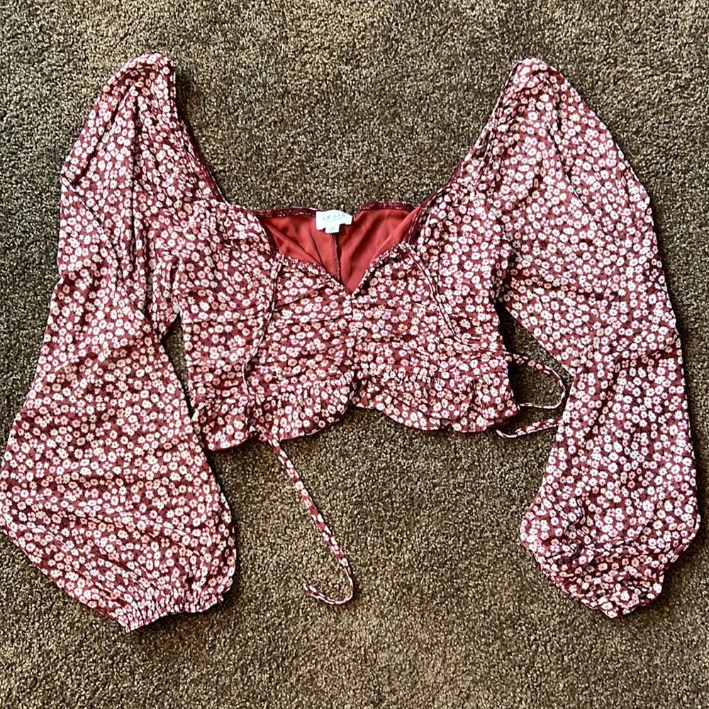Le Lis Ruched Bohemian Crop Top